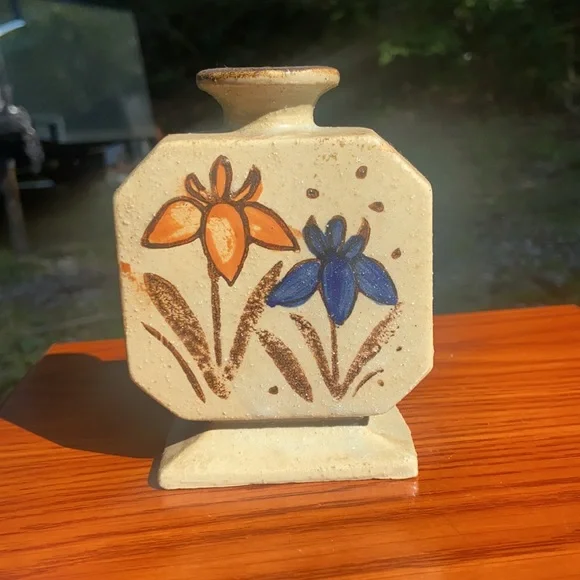 Vintage 💐 MCM Stoneware 70’s Small Floral Bud Vase Kitschy Home Accent Decor - Picture 4 of 16